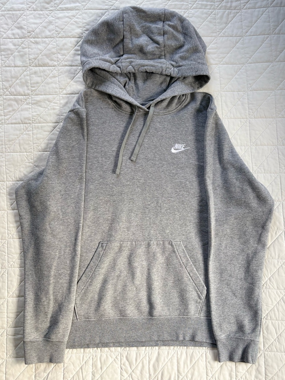 Nike Men’s Grey Hoodie XL - Heather Gray Embroidered Swoosh Logo